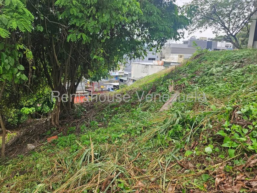 Terreno (Residencial) en Venta en Prados del Este, Distrito Metropolitano - 29