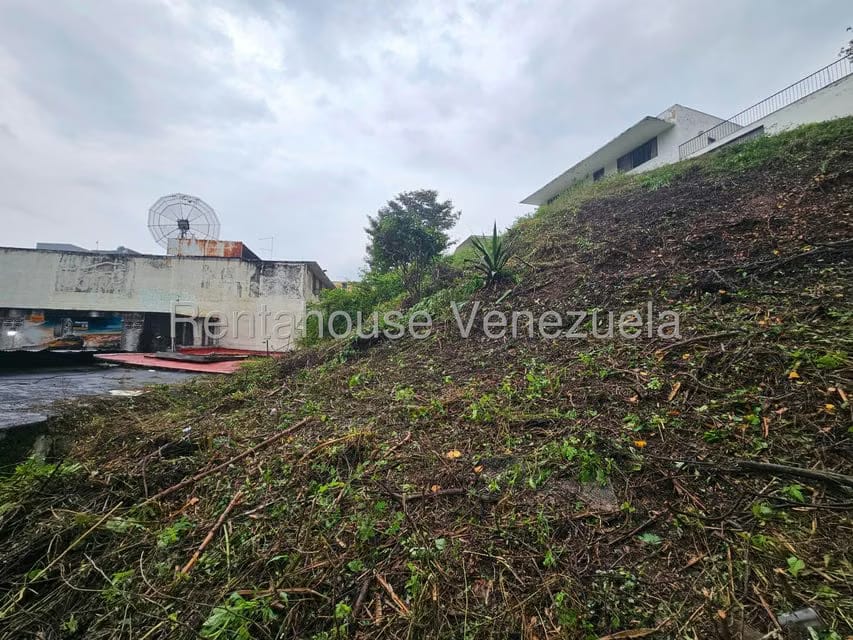 Terreno (Residencial) en Venta en Prados del Este, Distrito Metropolitano - 5