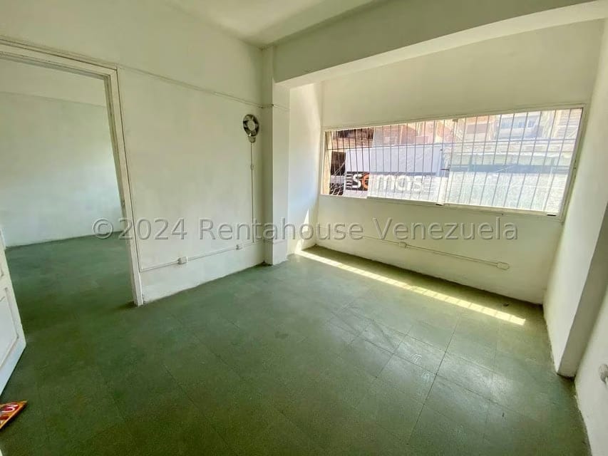 Comercial (Oficina) en Alquiler en Centro, Lara - 9