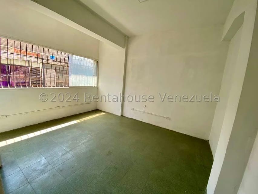 Comercial (Oficina) en Alquiler en Centro, Lara - 10