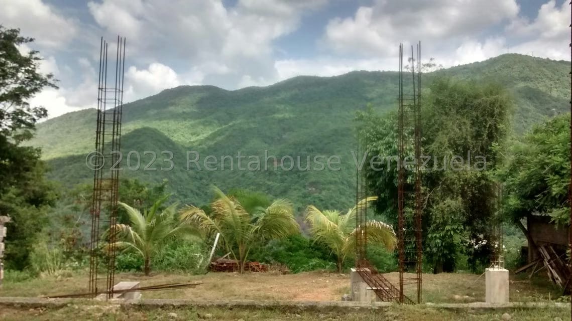 Terreno (Residencial) en Venta en Mampote, Miranda - 2