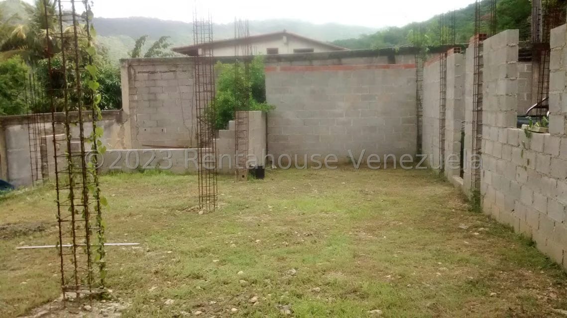 Terreno (Residencial) en Venta en Mampote, Miranda - 13