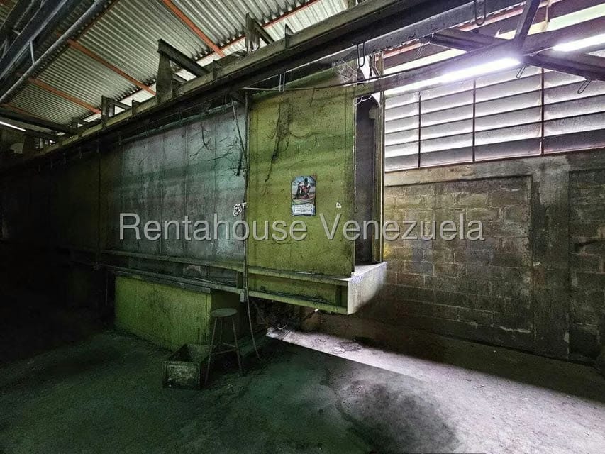 Comercial (Local Comercial) en Venta en La Guairita, Miranda - 19