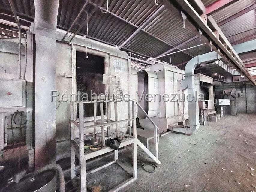 Comercial (Local Comercial) en Venta en La Guairita, Miranda - 25