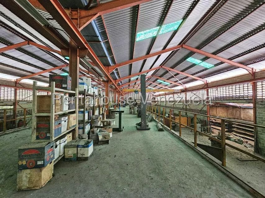 Comercial (Local Comercial) en Venta en La Guairita, Miranda - 35