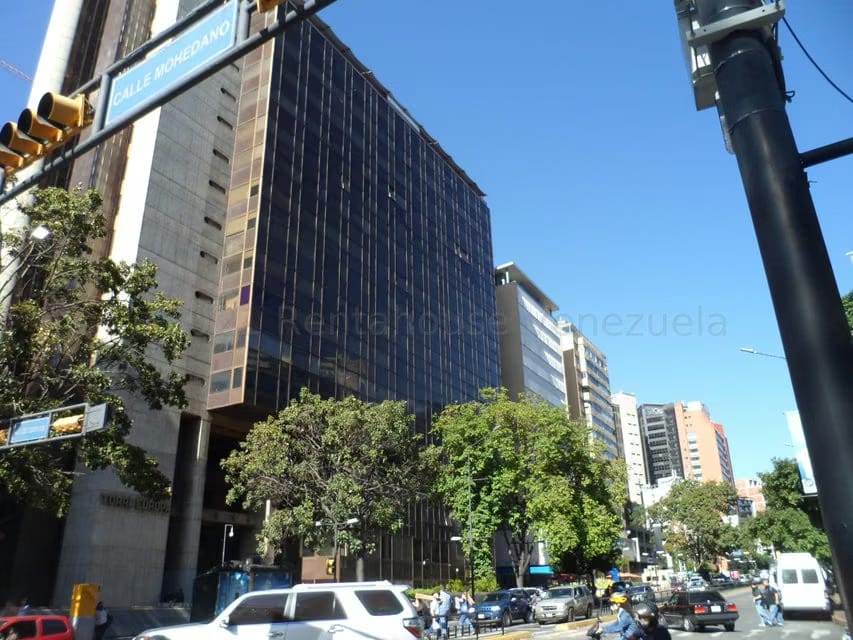 Comercial (Local Comercial) en Venta en El Rosal, Distrito Metropolitano - 18