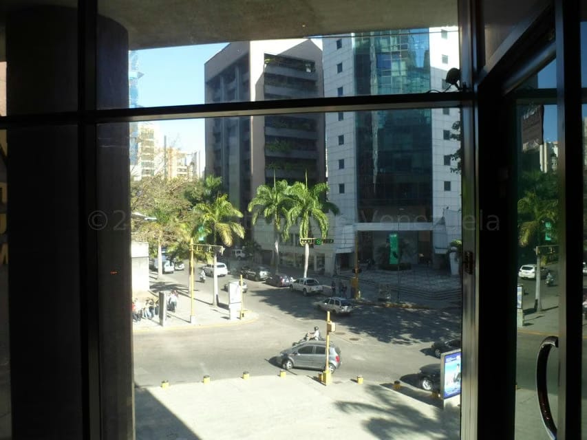 Comercial (Local Comercial) en Venta en El Rosal, Distrito Metropolitano - 20