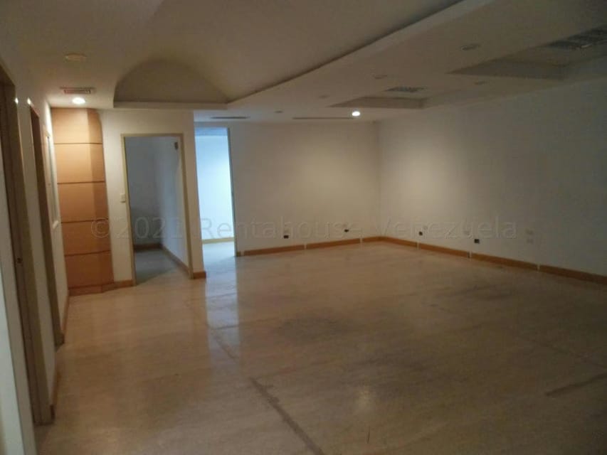 Comercial (Local Comercial) en Venta en El Rosal, Distrito Metropolitano - 9