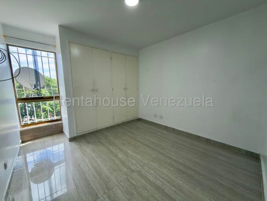 Apartamento (1 Nivel) en Venta en El Paraiso, Distrito Metropolitano - 10