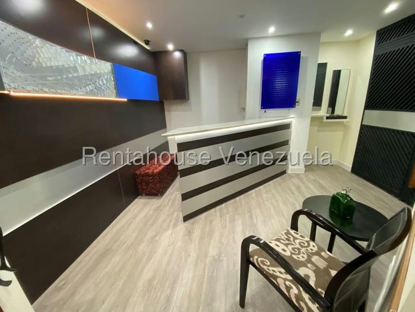 Comercial (Oficina) en Venta en Chuao, Distrito Metropolitano - 2