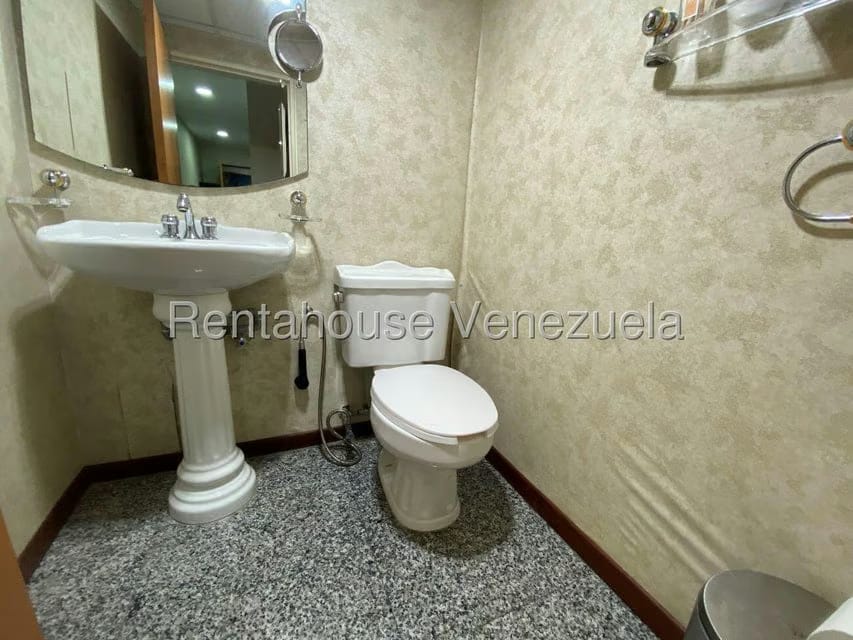 Comercial (Oficina) en Venta en Chuao, Distrito Metropolitano - 17