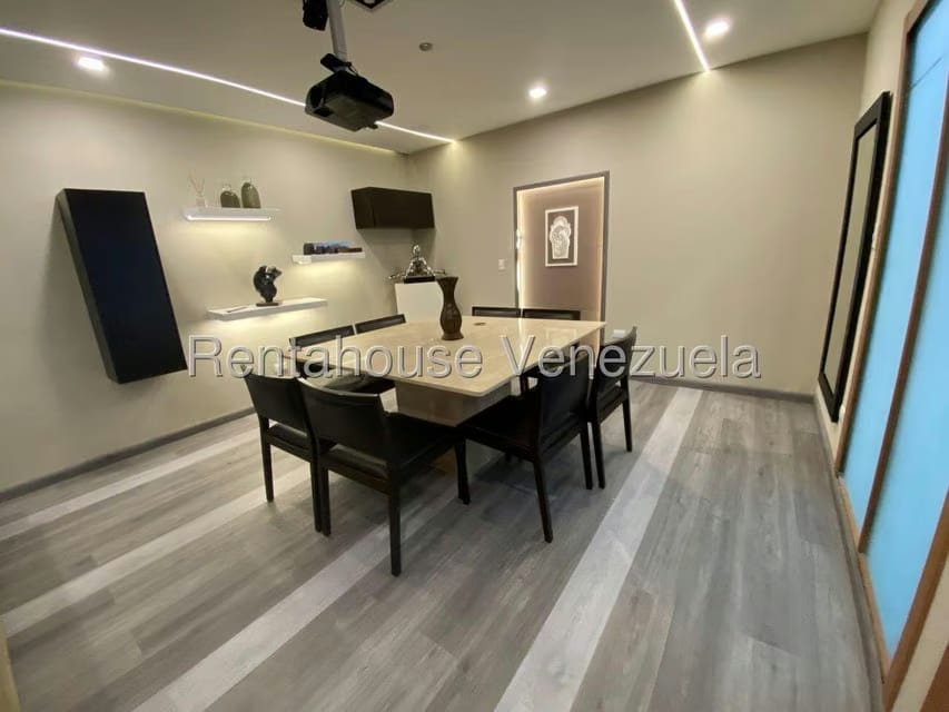 Comercial (Oficina) en Venta en Chuao, Distrito Metropolitano - 8