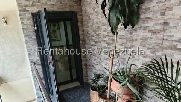 Comercial (Oficina) en Alquiler en Los Caobos, Distrito Metropolitano - 2
