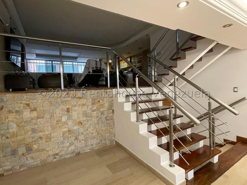 Townhouse (Multiples Niveles) en Venta en Alto Prado, Distrito Metropolitano - 5