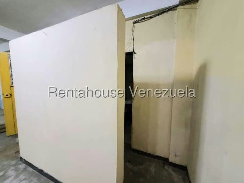 Comercial (Local Comercial) en Alquiler en Centro, Lara - 9