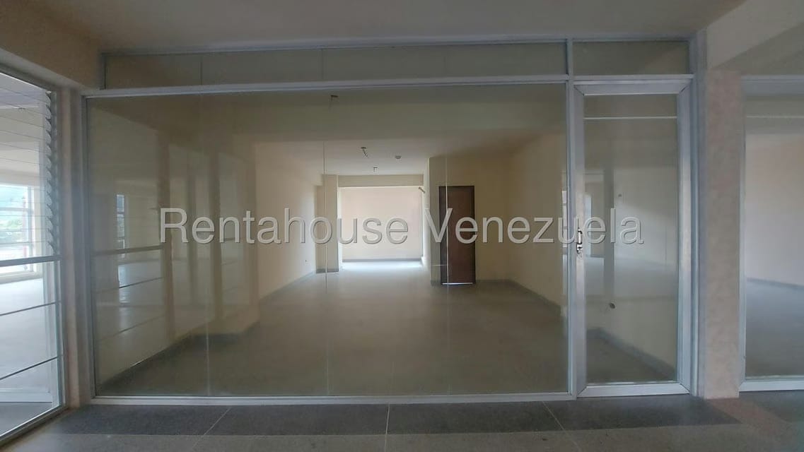 Comercial (Oficina) en Alquiler en Las Acacias, Carabobo - 4