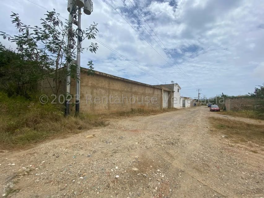 Terreno (Comercial) en Venta en Los Robles, Nueva Esparta - 3