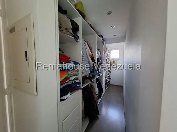 Apartamento (Duplex) en Venta en Las Mesetas de Santa Rosa de Lima, Distrito Metropolitano - 14