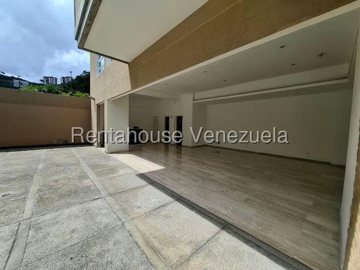 Apartamento (Duplex) en Venta en Las Mesetas de Santa Rosa de Lima, Distrito Metropolitano - 27