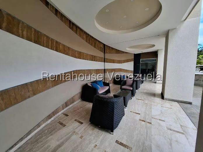 Apartamento (Duplex) en Venta en Las Mesetas de Santa Rosa de Lima, Distrito Metropolitano - 29