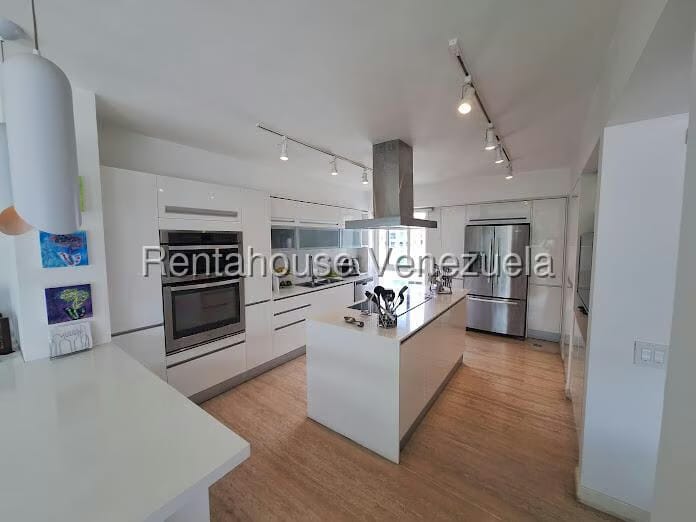 Apartamento (Duplex) en Venta en Las Mesetas de Santa Rosa de Lima, Distrito Metropolitano - 9