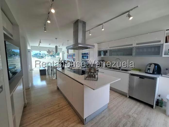 Apartamento (Duplex) en Venta en Las Mesetas de Santa Rosa de Lima, Distrito Metropolitano - 10