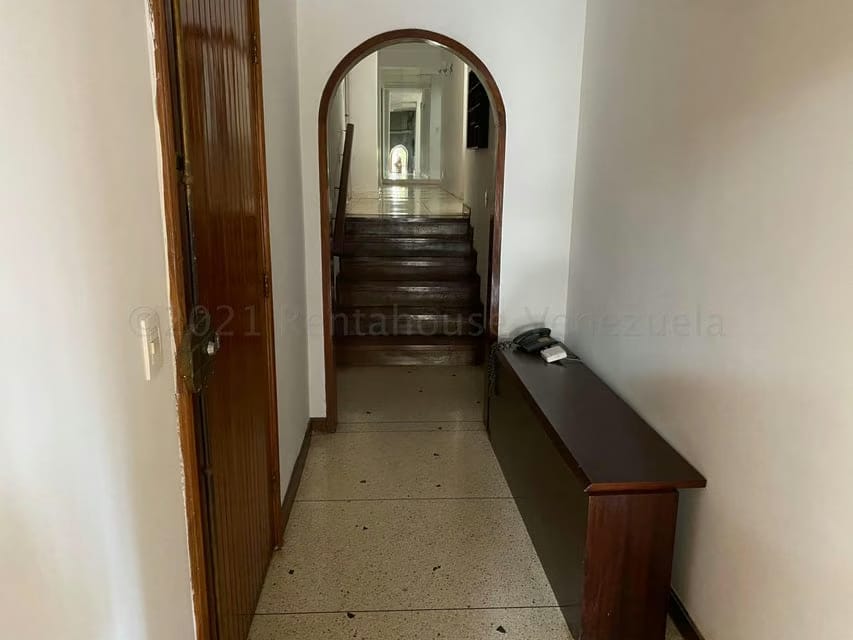 Apartamento (1 Nivel) en Venta en Cumbres de Curumo, Distrito Metropolitano - 25