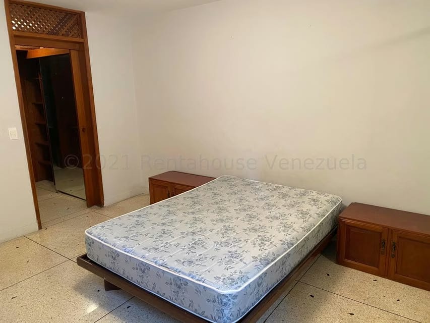 Apartamento (1 Nivel) en Venta en Cumbres de Curumo, Distrito Metropolitano - 29