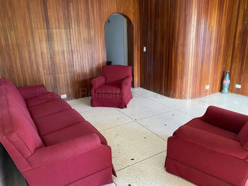 Apartamento (1 Nivel) en Venta en Cumbres de Curumo, Distrito Metropolitano - 4