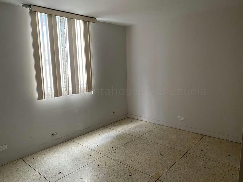 Apartamento (1 Nivel) en Venta en Cumbres de Curumo, Distrito Metropolitano - 44