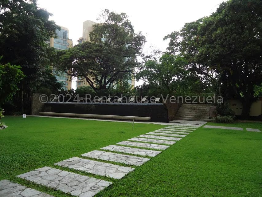 Apartamento (1 Nivel) en Venta en Campo Alegre, Distrito Metropolitano - 24