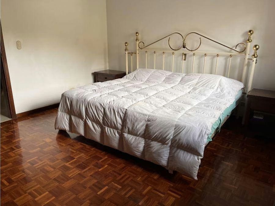 Venta Hermosa Casa en Colinas de Tamanaco - 5