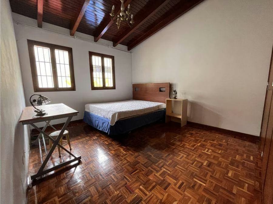 Venta Hermosa Casa en Colinas de Tamanaco - 6