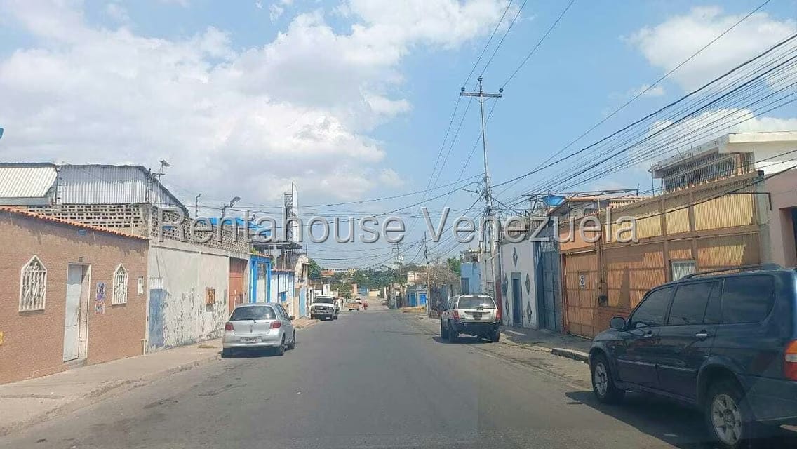 Comercial (Local Comercial) en Venta en Avenida Libertador, Lara - 16