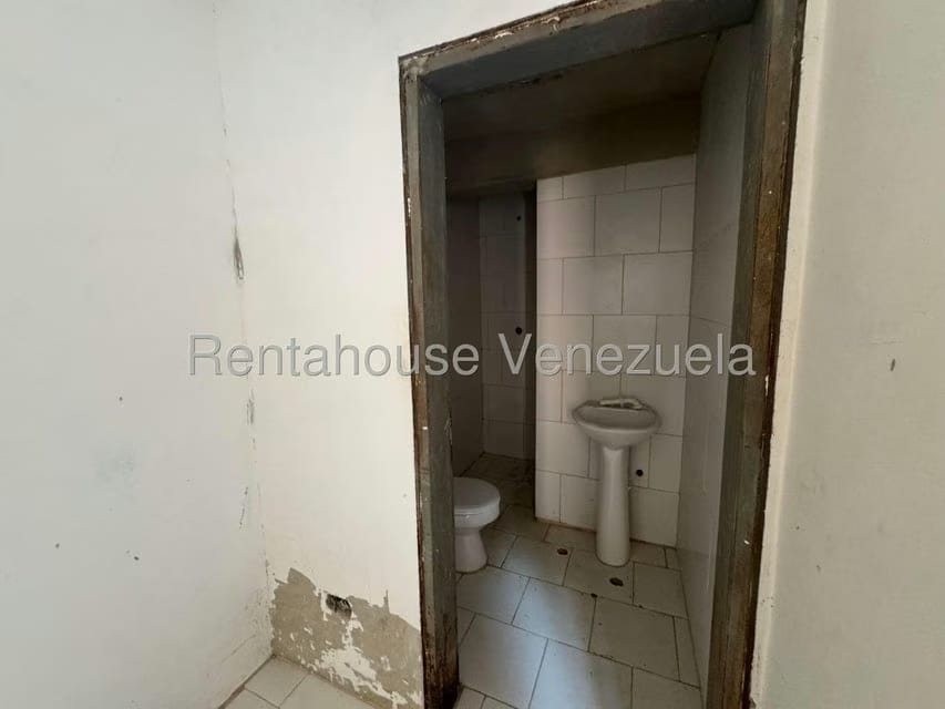 Casa (Duplex) en Venta en Oripoto, Distrito Metropolitano - 5