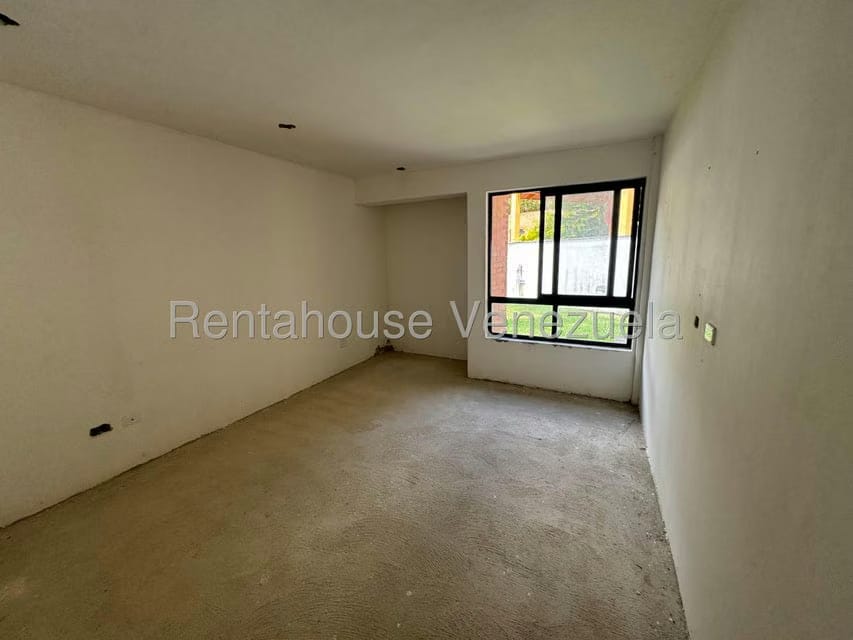 Casa (Duplex) en Venta en Oripoto, Distrito Metropolitano - 7