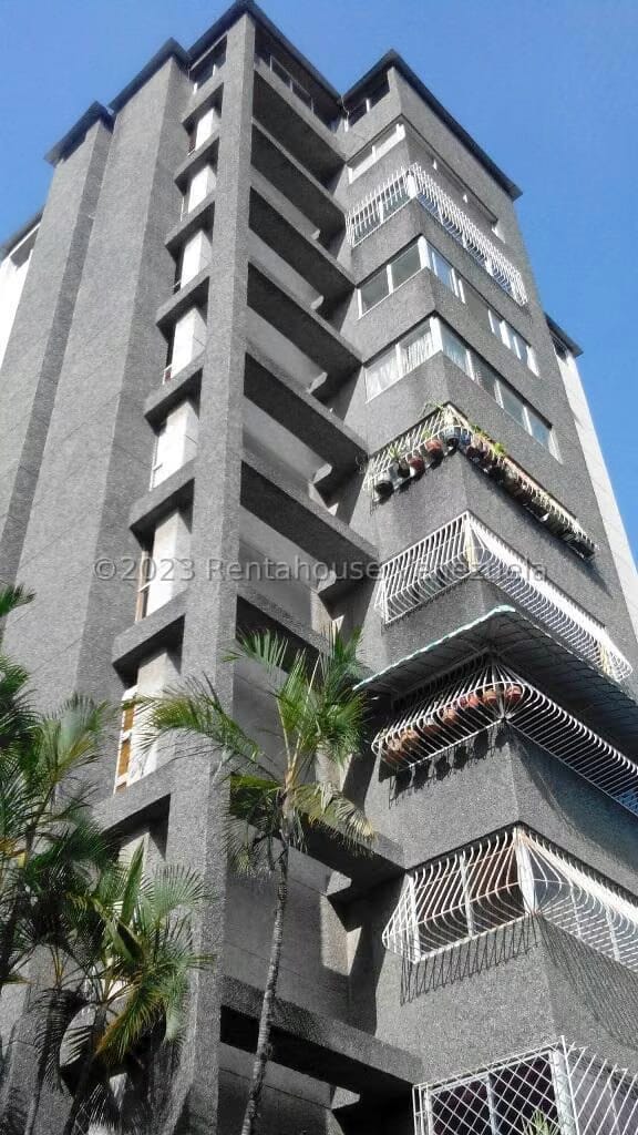 APARTAMENTO EN VENTA-CECILIA GUTIERREZ