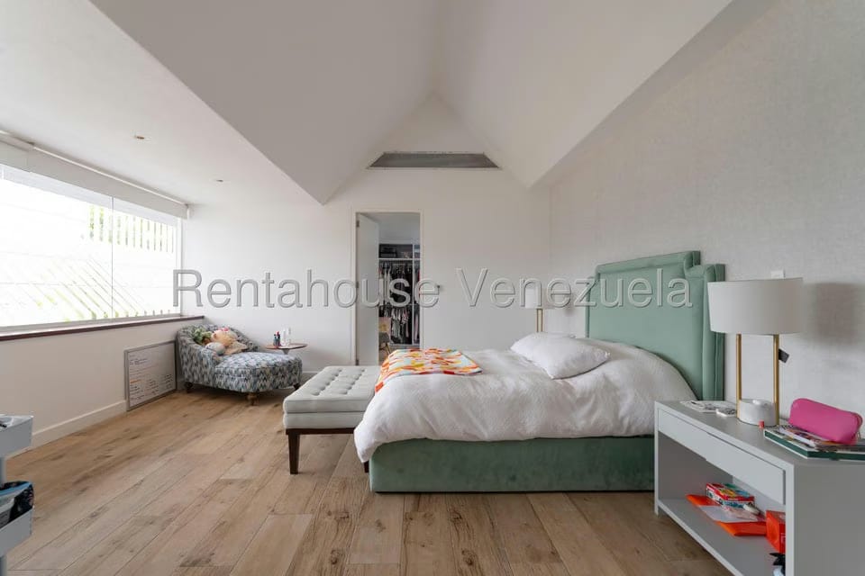 Casa (Multipes Niveles) en Venta en Cerro Verde, Distrito Metropolitano - 50