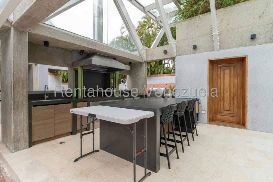 Casa (Multipes Niveles) en Venta en Cerro Verde, Distrito Metropolitano - 65