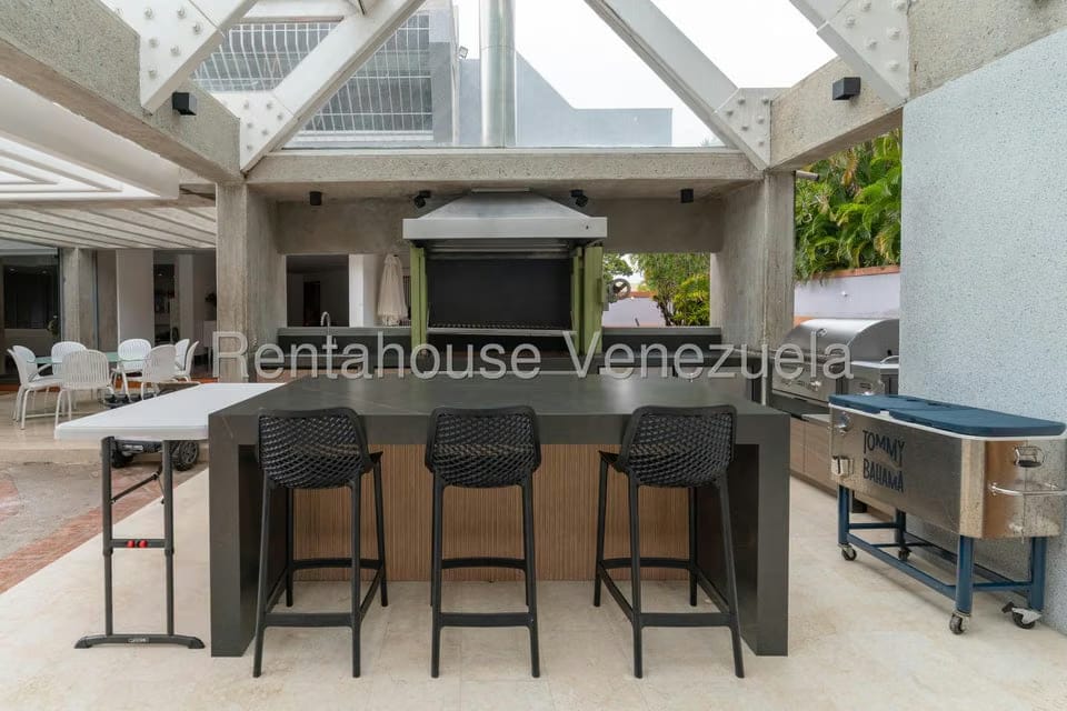 Casa (Multipes Niveles) en Venta en Cerro Verde, Distrito Metropolitano - 66