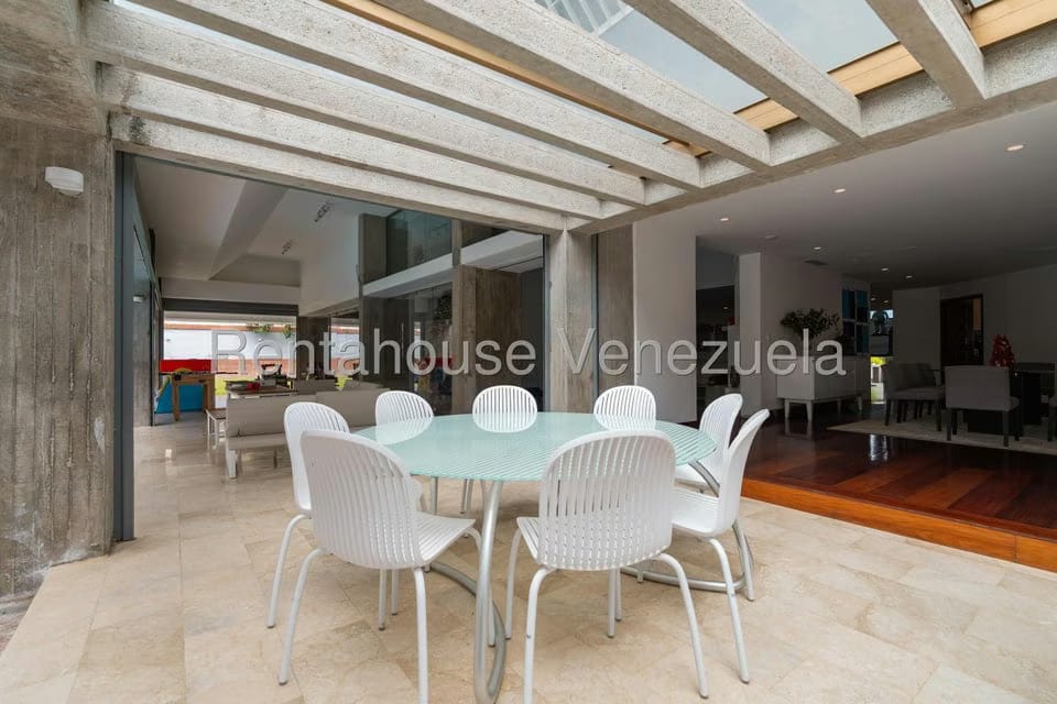 Casa (Multipes Niveles) en Venta en Cerro Verde, Distrito Metropolitano - 81
