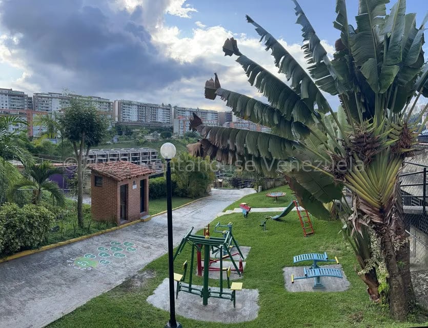 Apartamento (1 Nivel) en Venta en Colinas de La Tahona, Distrito Metropolitano - 29