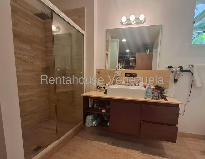 Casa (Multipes Niveles) en Venta en La Castellana, Distrito Metropolitano - 30