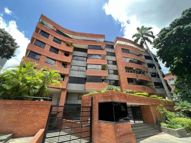 APARTAMENTO EN VENTA – ELENA MARIN NOBREGA