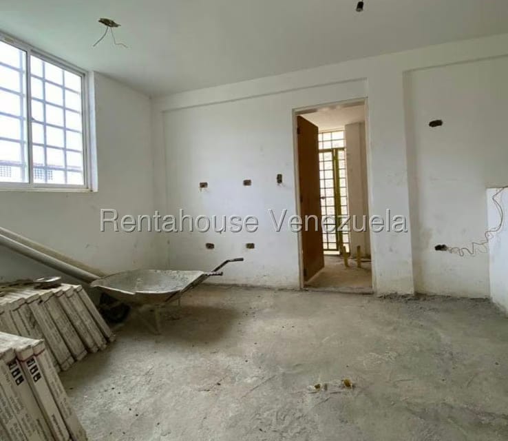 Casa (Duplex) en Venta en Villas de Buenaventura, Miranda - 16