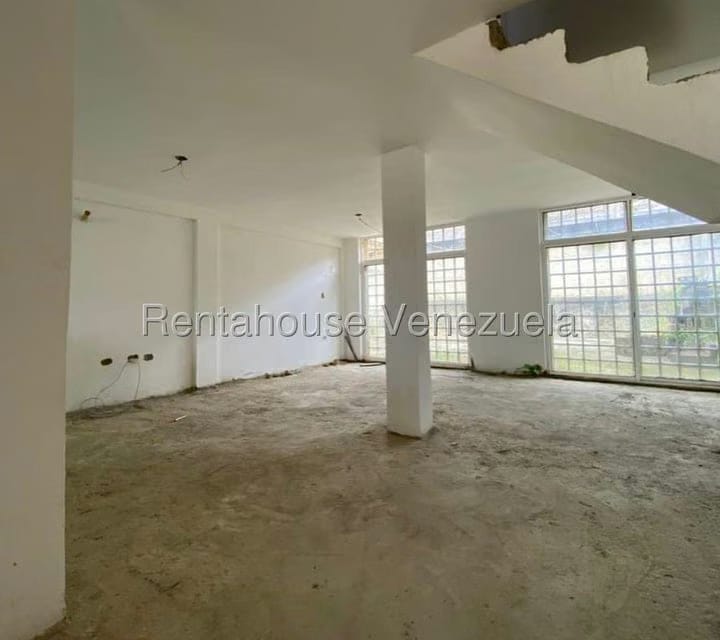 Casa (Duplex) en Venta en Villas de Buenaventura, Miranda - 5