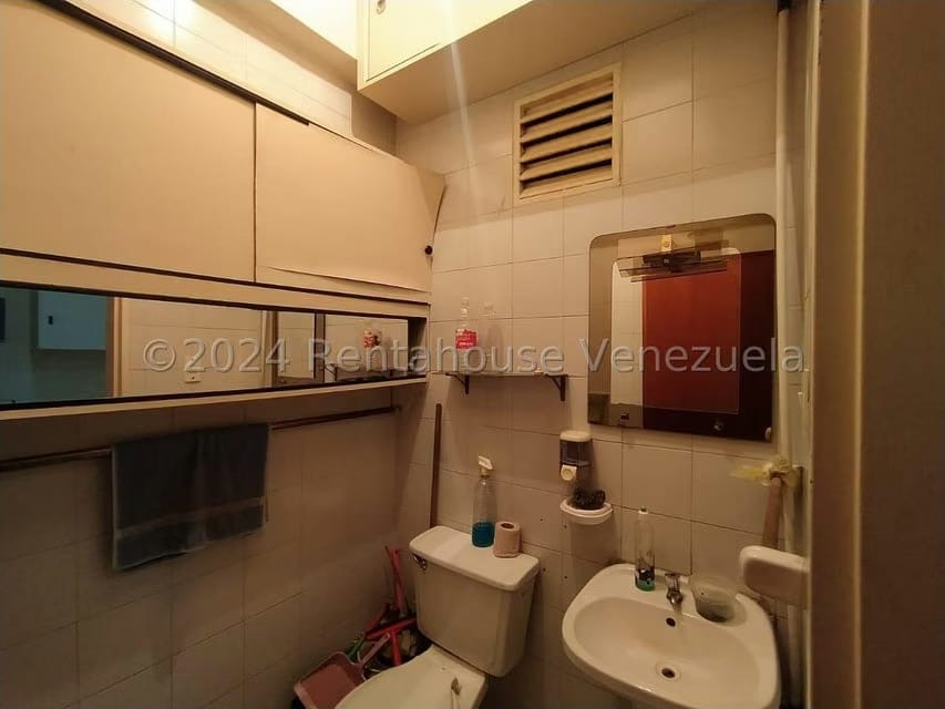 Comercial (Oficina) en Venta en Centro, Lara - 20