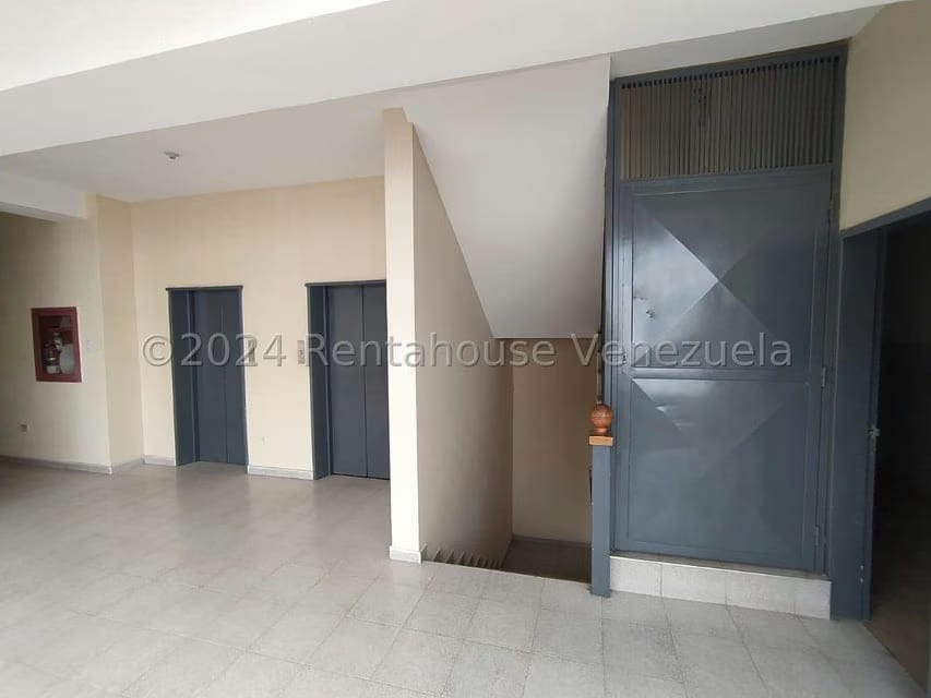 Comercial (Oficina) en Venta en Centro, Lara - 3