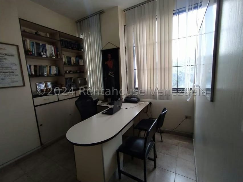 Comercial (Oficina) en Venta en Centro, Lara - 7