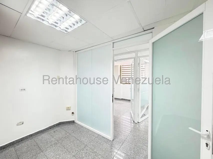 Comercial (Oficina) en Alquiler en Las Mercedes, Distrito Metropolitano - 11